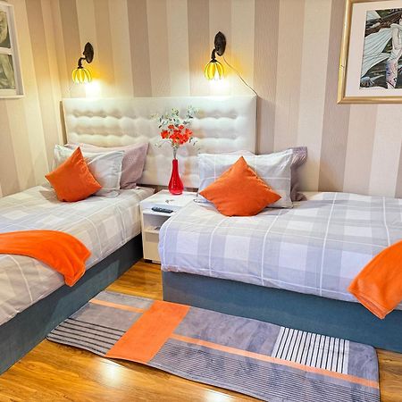 Upton Country Park Guest House Northampton Esterno foto
