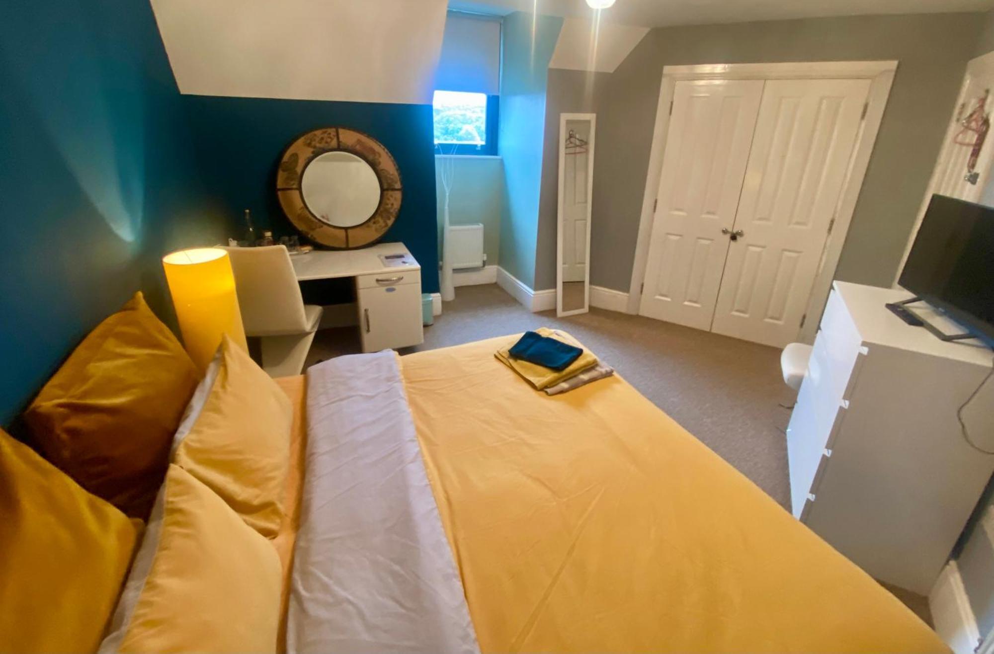 Upton Country Park Guest House Northampton Esterno foto