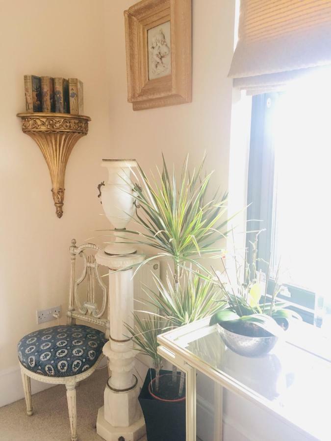 Upton Country Park Guest House Northampton Esterno foto